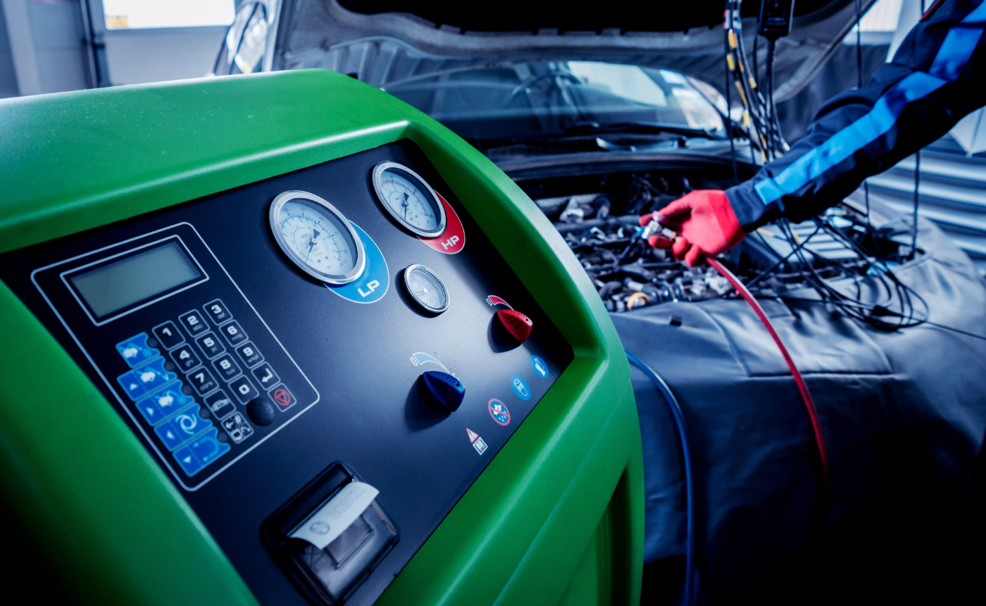 Instalación y reparación  Climatización Automotriz